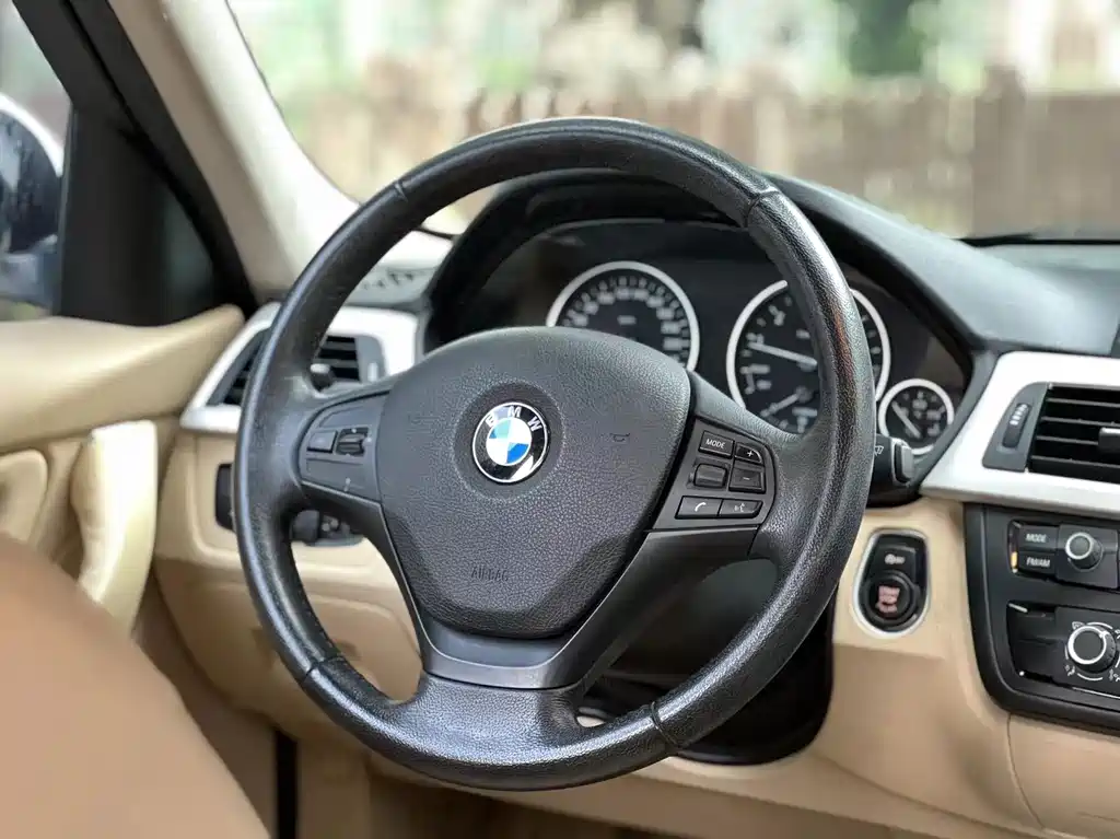 BMW 3 Series 2013