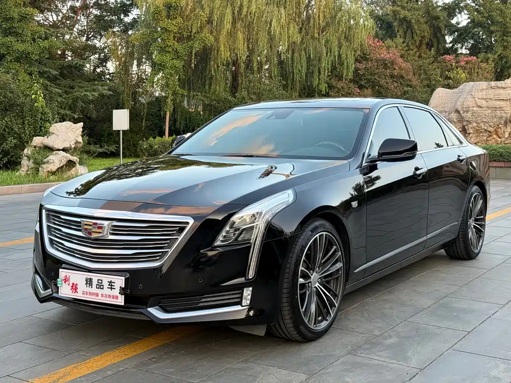 Cadillac CT6 2016 — фото 1