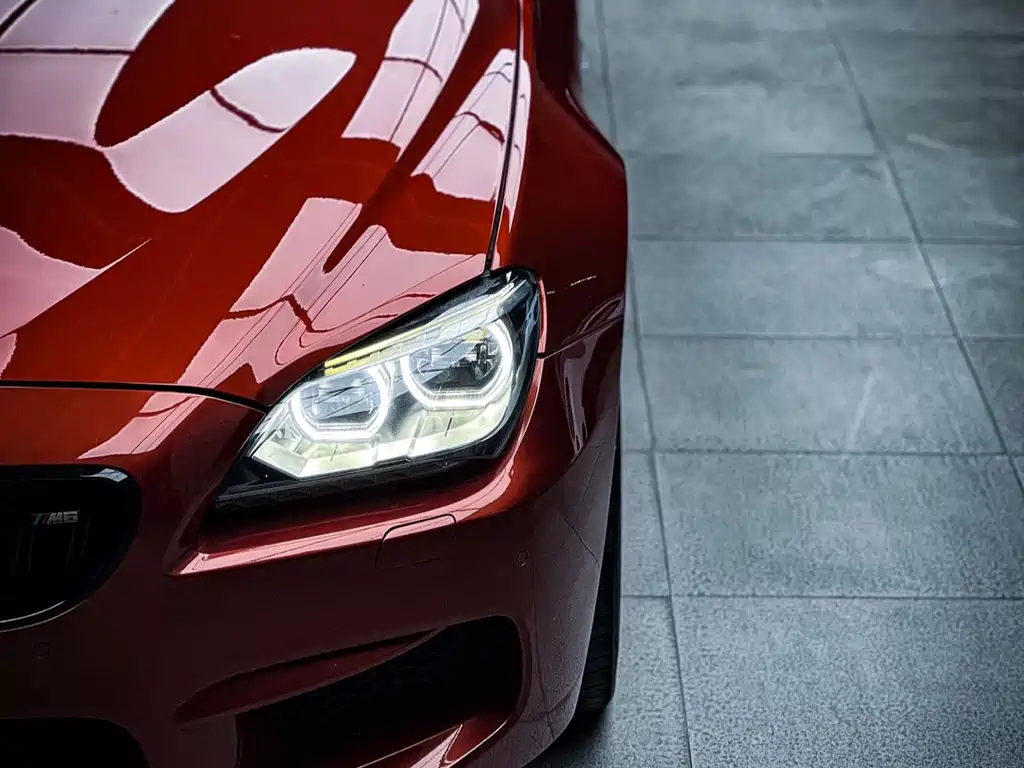 BMW M6 2012 — фото 7