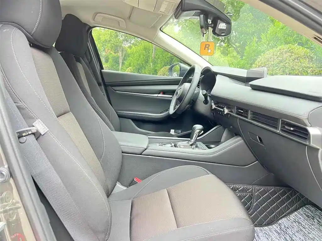 Mazda 3 Angkesela 2023