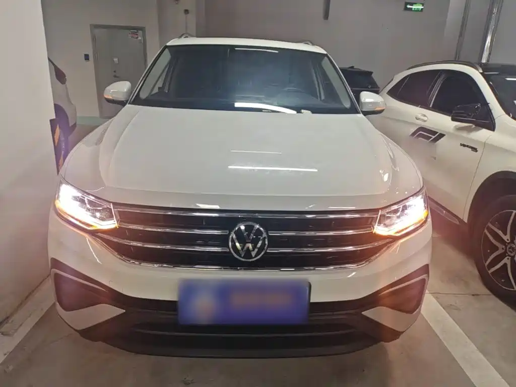 Volkswagen Tiguan L 2023