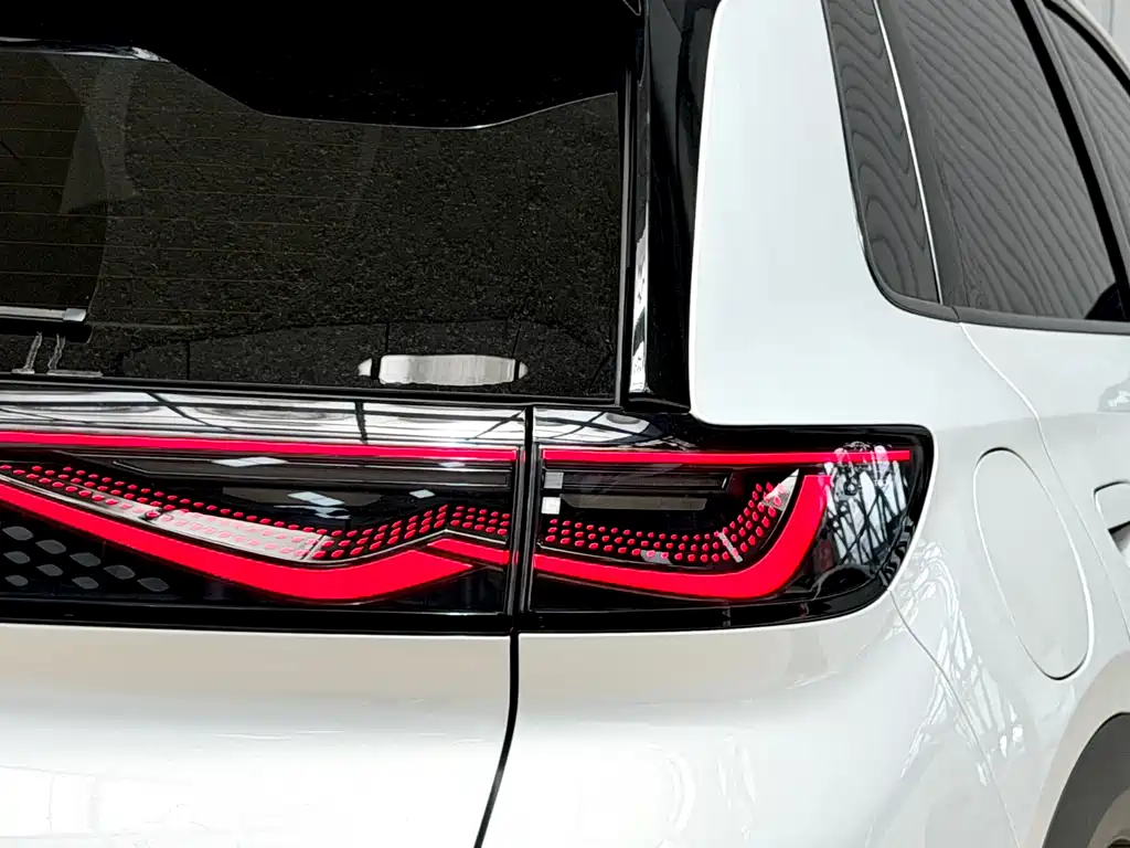 BYD Sealion 05 EV 2025 — фото 22