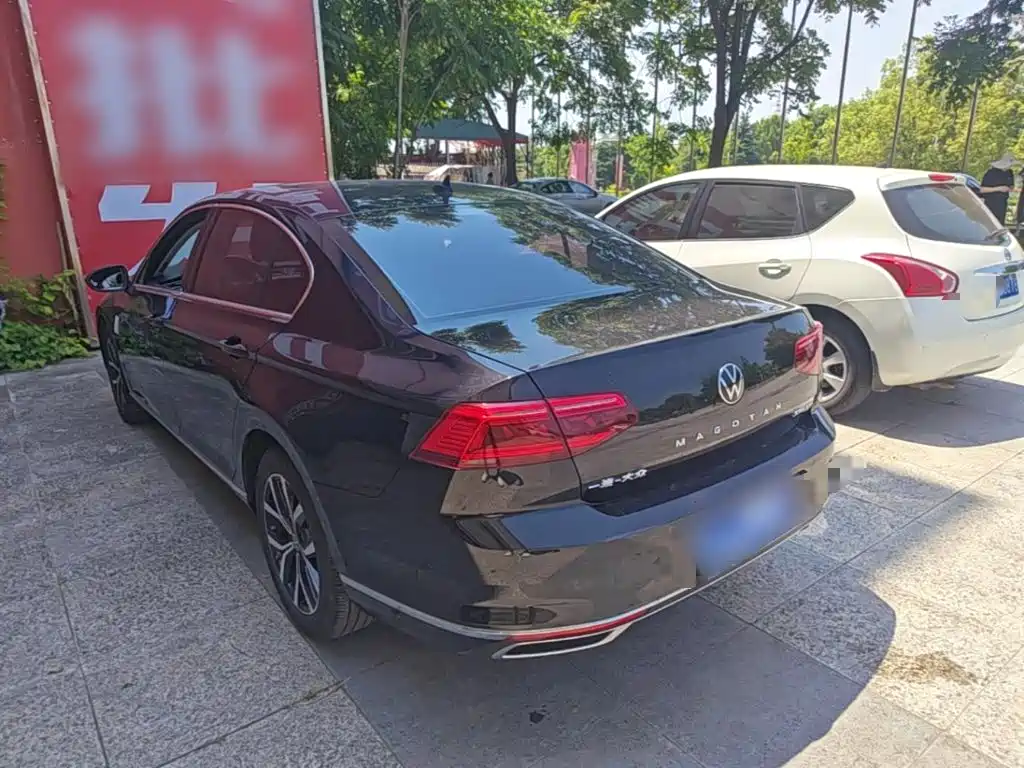 Volkswagen Magotan 2021