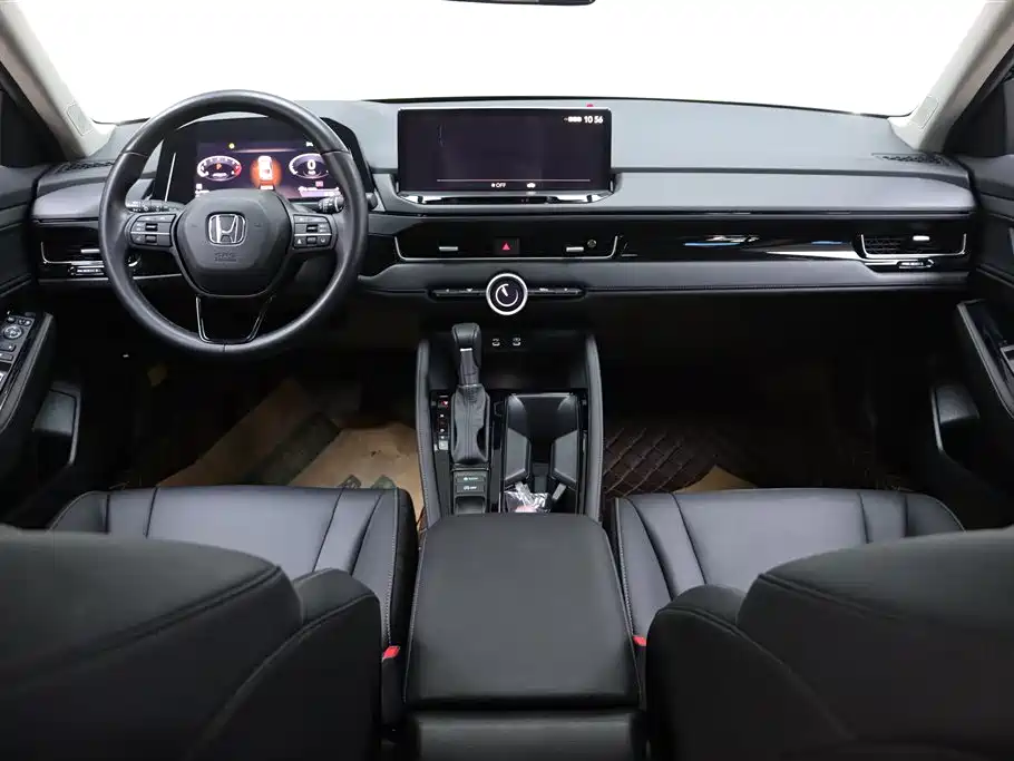 Honda Inspire 2025 — фото 25