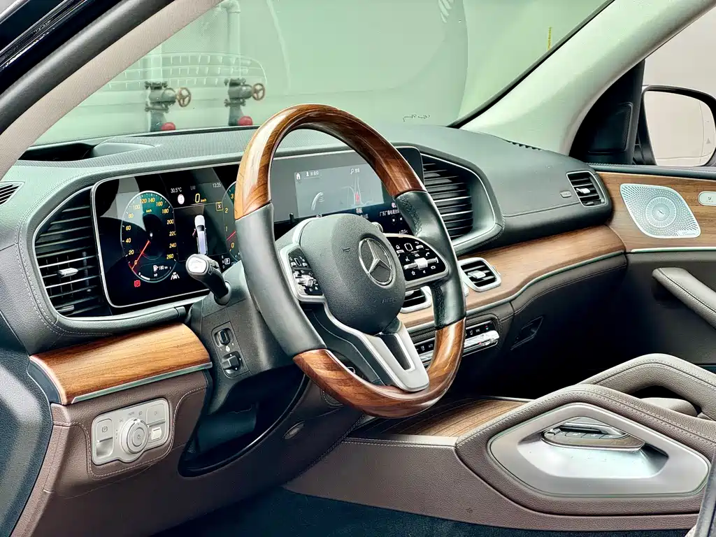 Mercedes-Benz GLS 2021 — фото 6