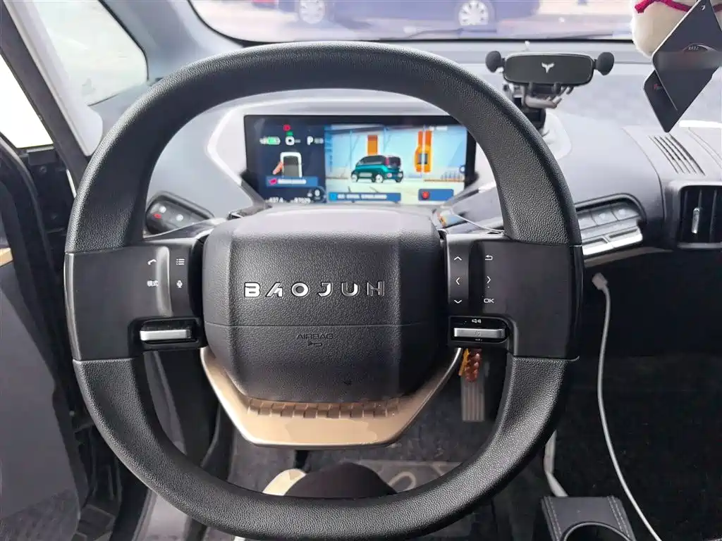Baojun KiWi EV 2022 — фото 11