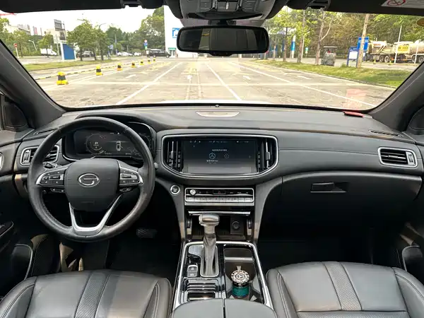 GAC Trumpchi GS8 2021