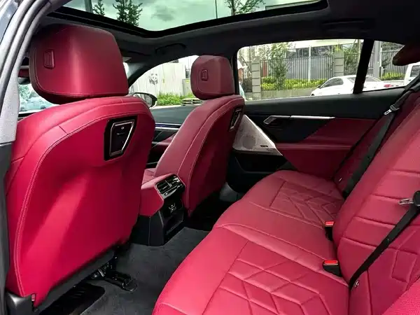 BMW 5 Series 2024