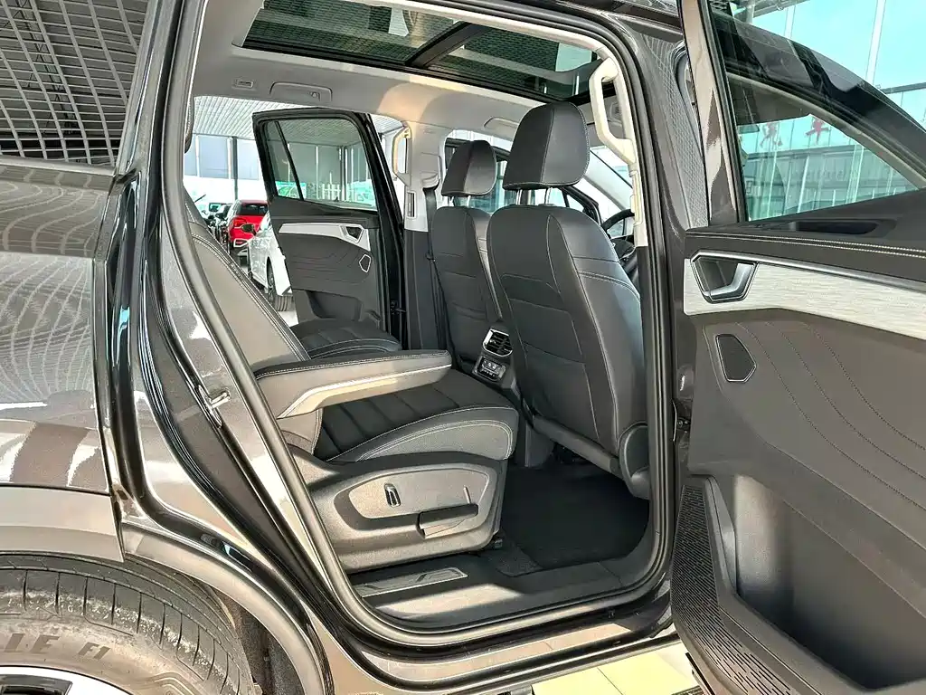 Volkswagen Talagon 2023 — фото 10