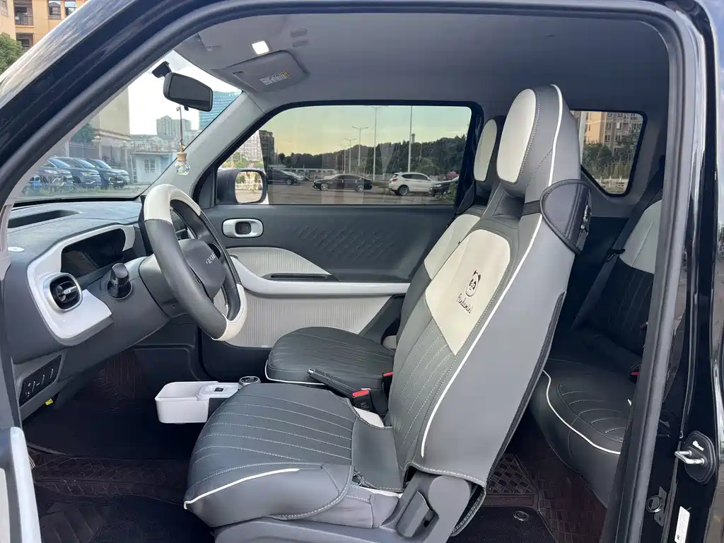 Geely Galaxy Panda 2025 — фото 4