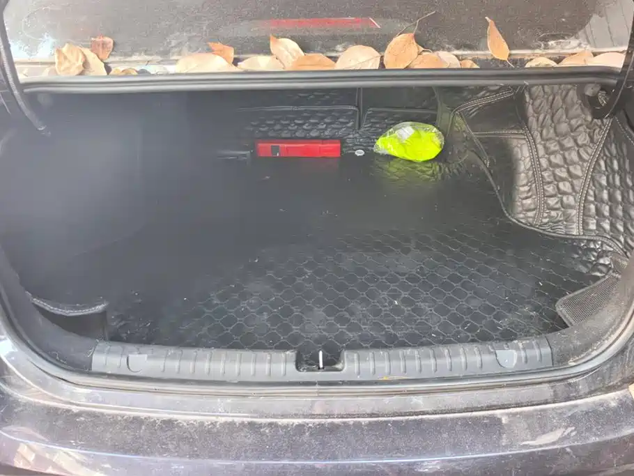 Geely Emgrand 2023