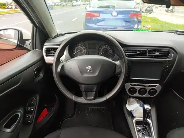 Peugeot 301 2015