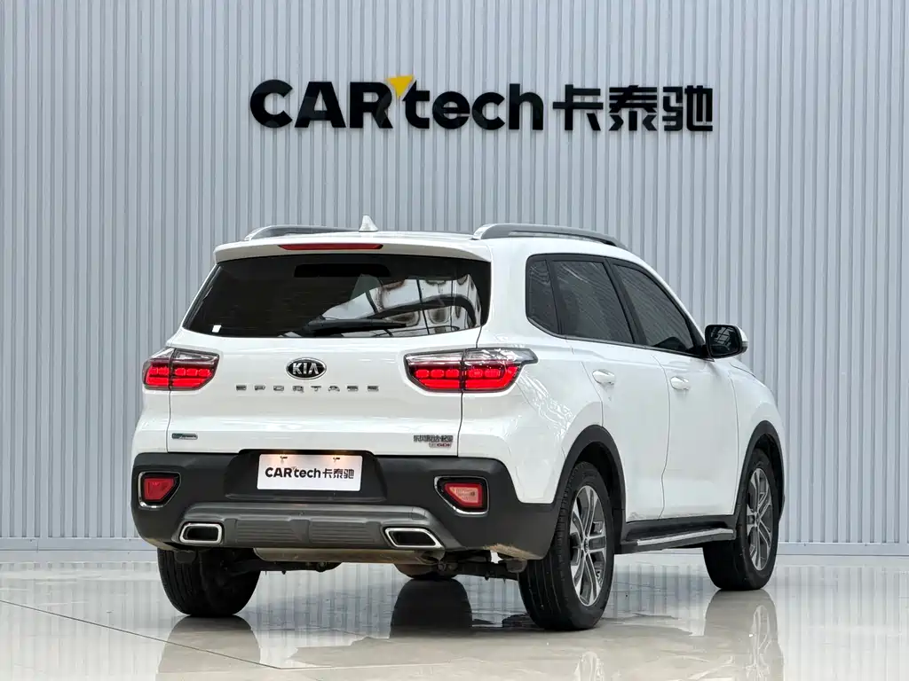 Kia Sportage 2021 — фото 9