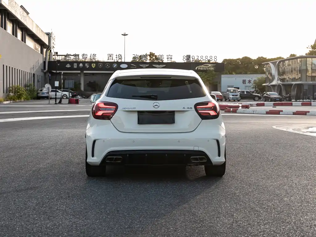 Mercedes-Benz A-Class AMG 2017 — фото 8