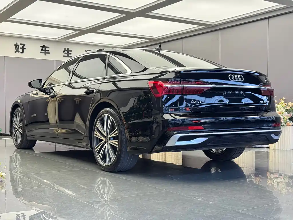 Audi A6L 2023 — фото 14