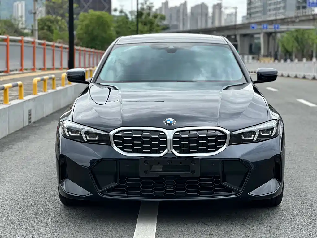 BMW 3 Series 2024