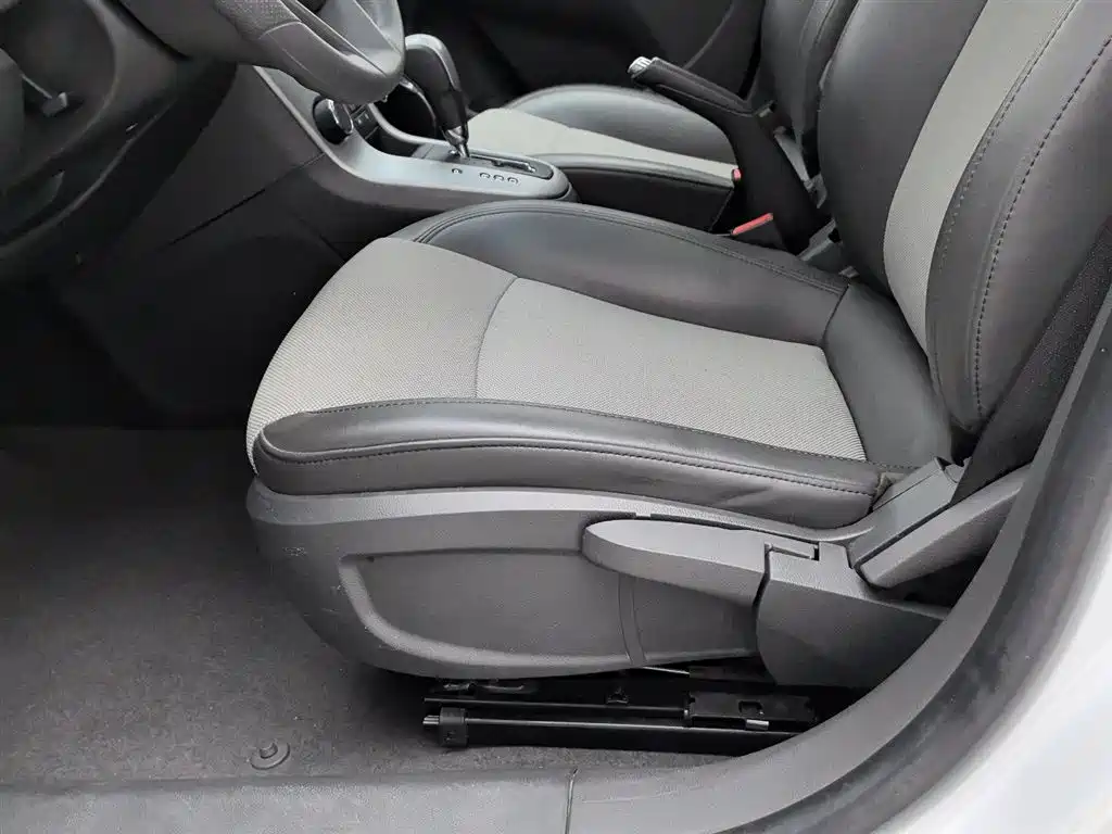 Chevrolet Cruze 2013 — фото 20
