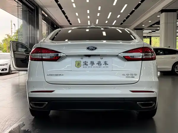 Ford Mondeo 2021