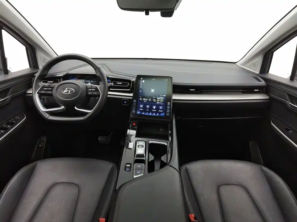 Hyundai Custo 2024