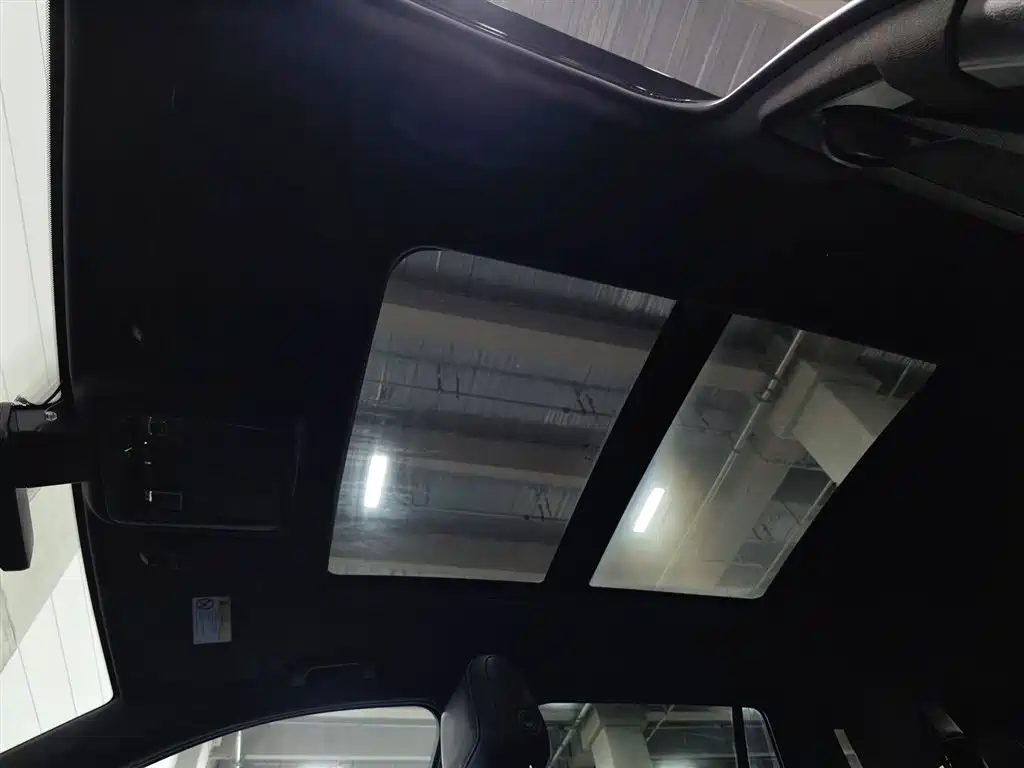 Cadillac XT6 2020 — фото 14