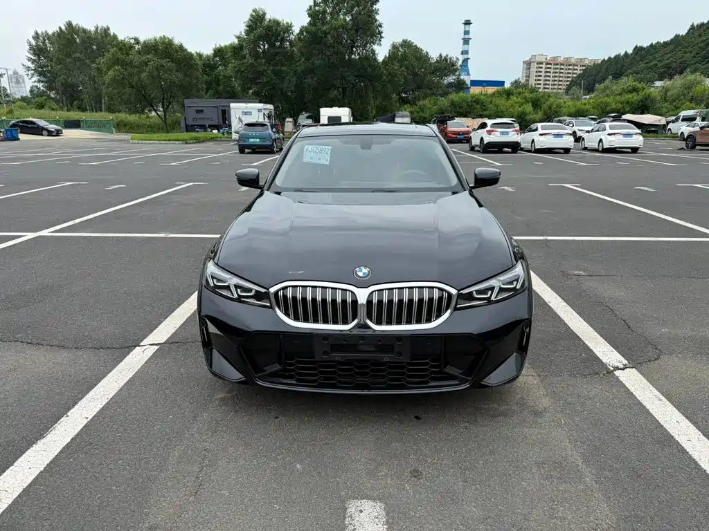 BMW 3 Series 2023