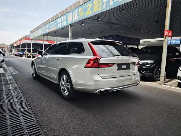 Volvo V90 2019