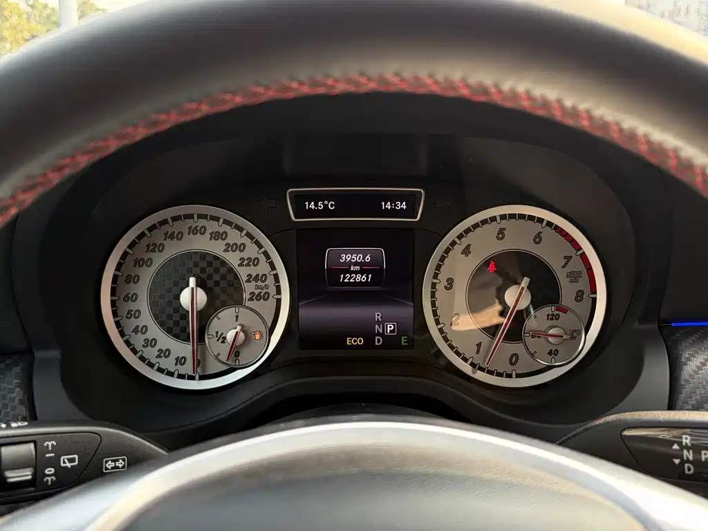 Mercedes-Benz A-Class 2014 — фото 16