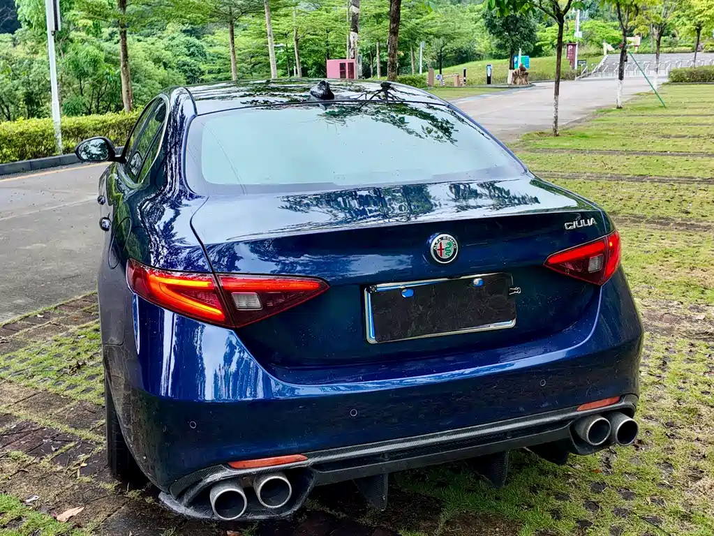 Alfa Romeo Giulia 2019 — фото 56