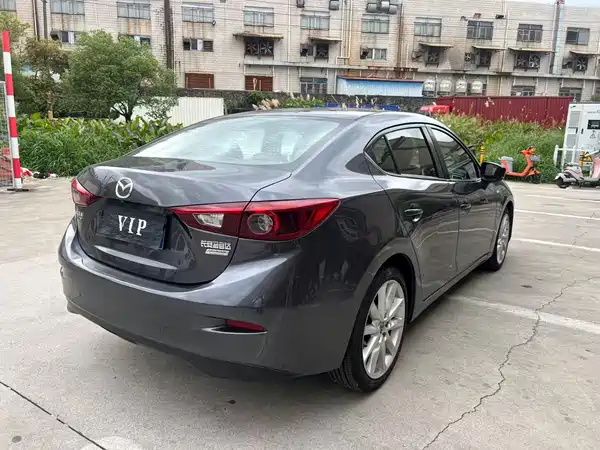 Mazda 3 Axela 2017