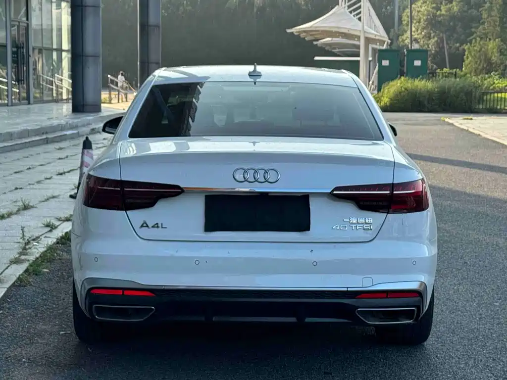 Audi A4L 2022