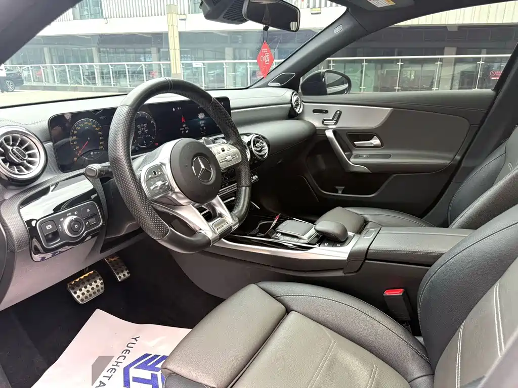 Mercedes-Benz A-Class AMG 2022 — фото 2