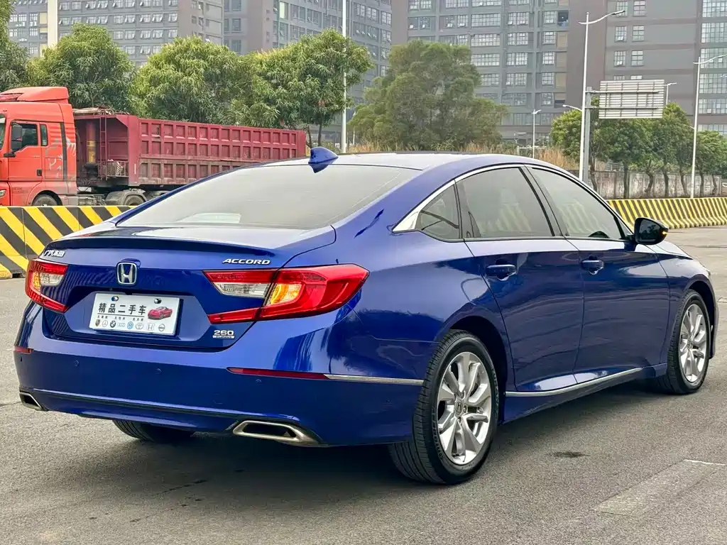 Honda Accord 2020 — фото 9