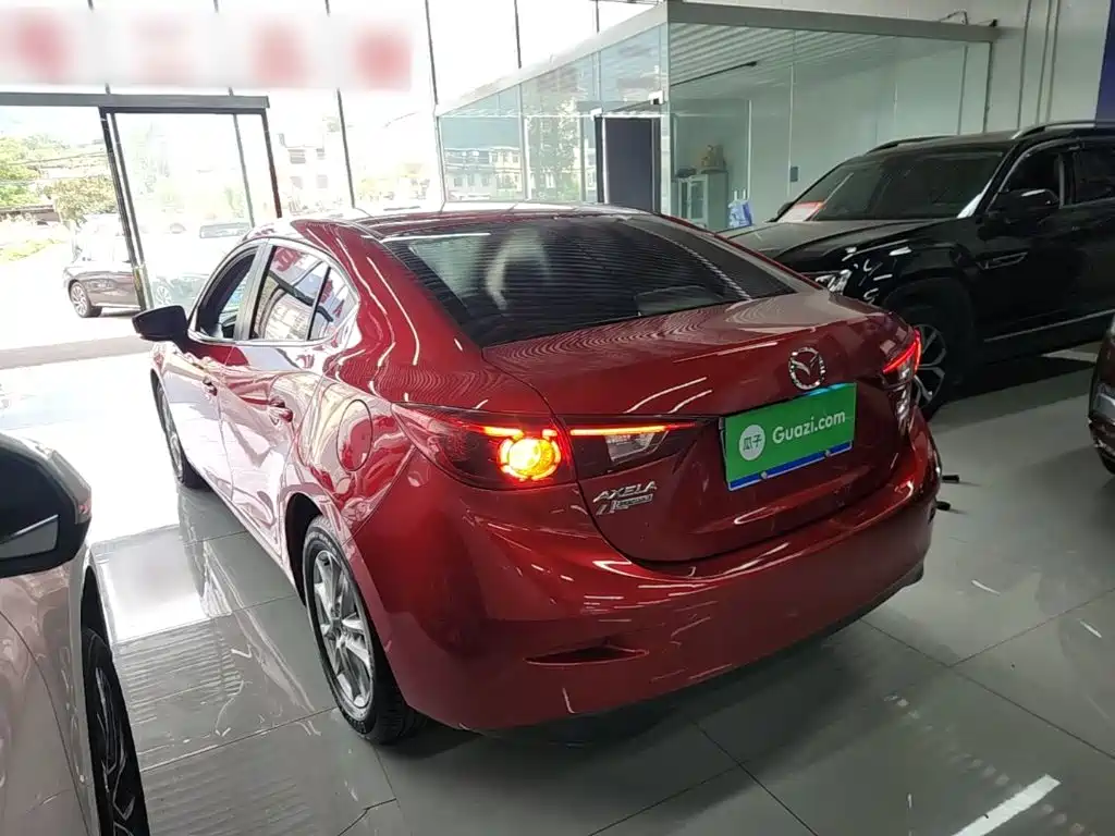 Mazda 3 Axela 2018