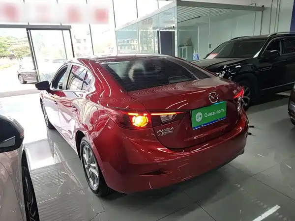 Mazda 3 Axela 2018