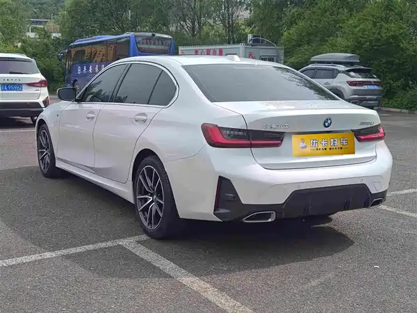 BMW 3 Series 2023