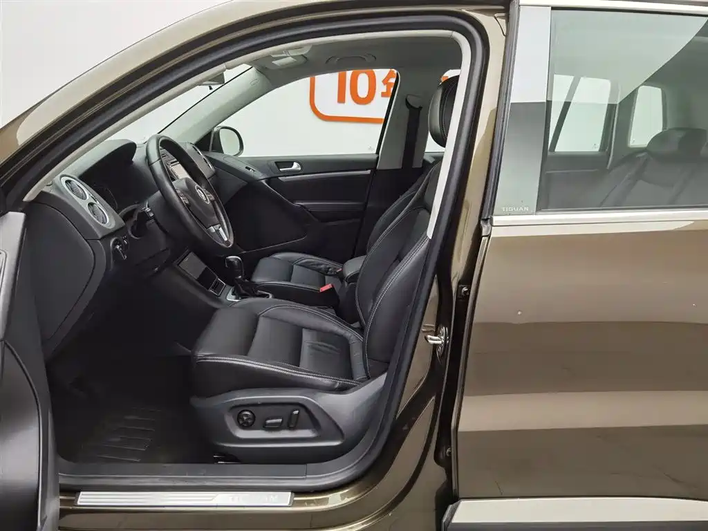 Volkswagen Tiguan 2016 — фото 10