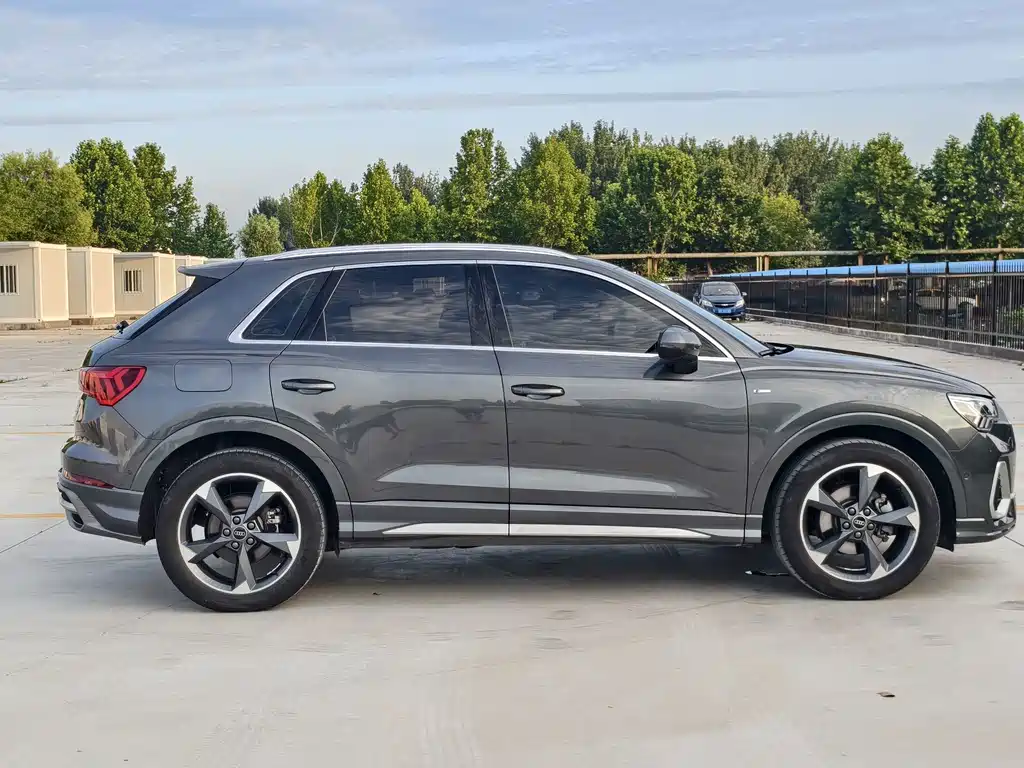 Audi Q3 2023