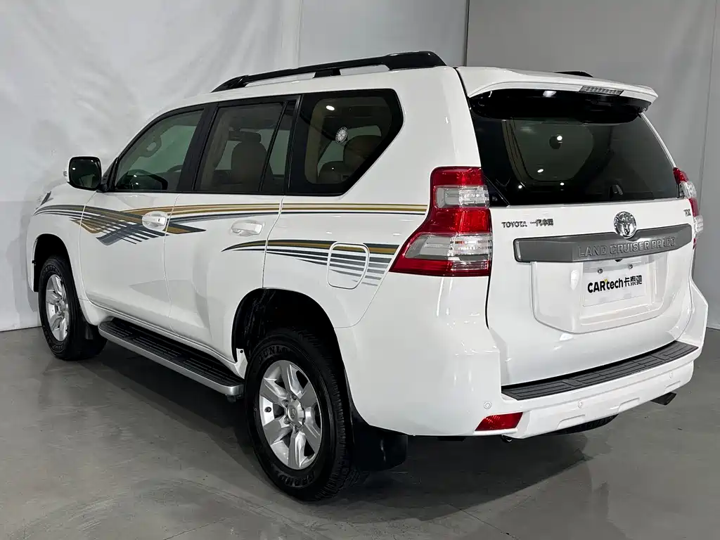 Toyota Prado 2016 — фото 19