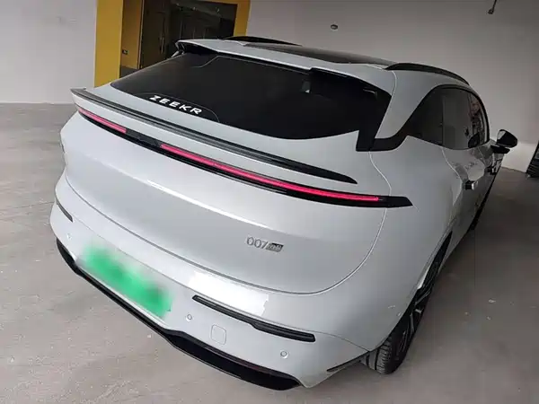 Zeekr 007GT 2025