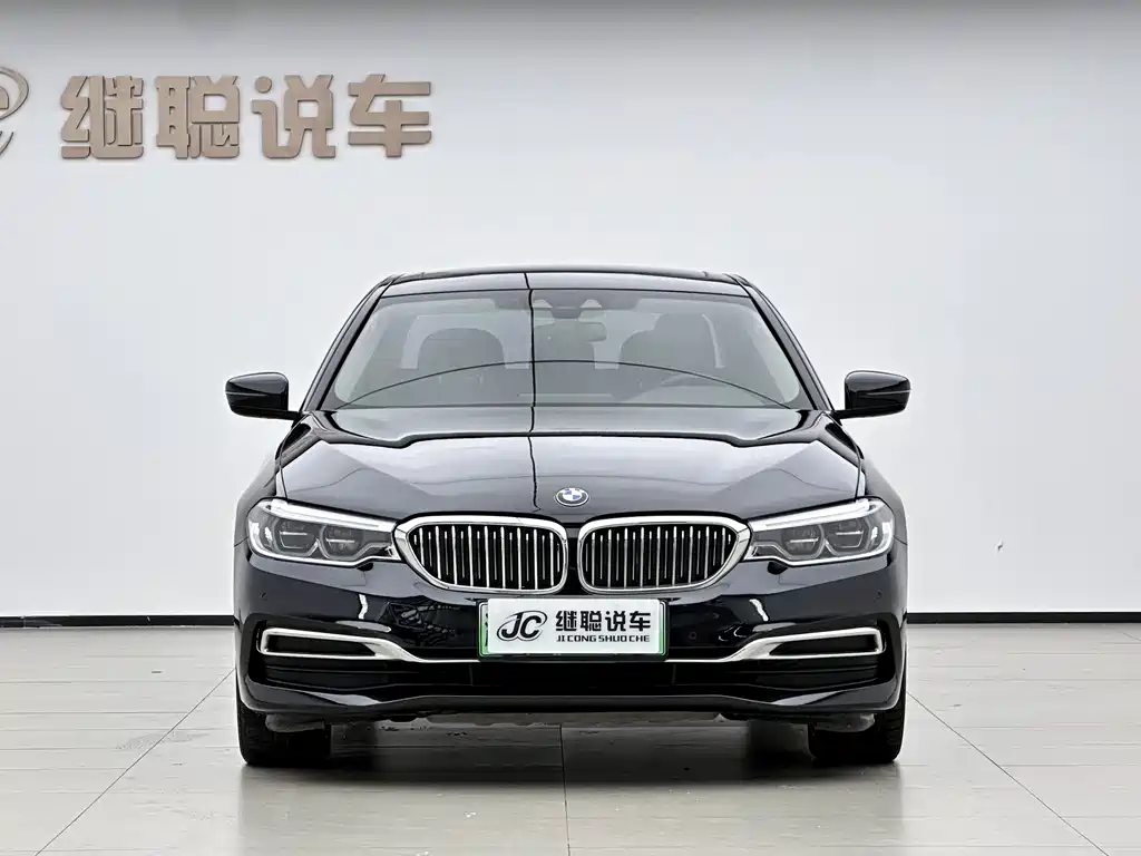 BMW 5 Series New Energy 2020 — фото 3