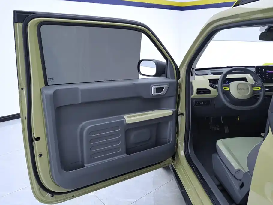 Geely Galaxy Panda 2024
