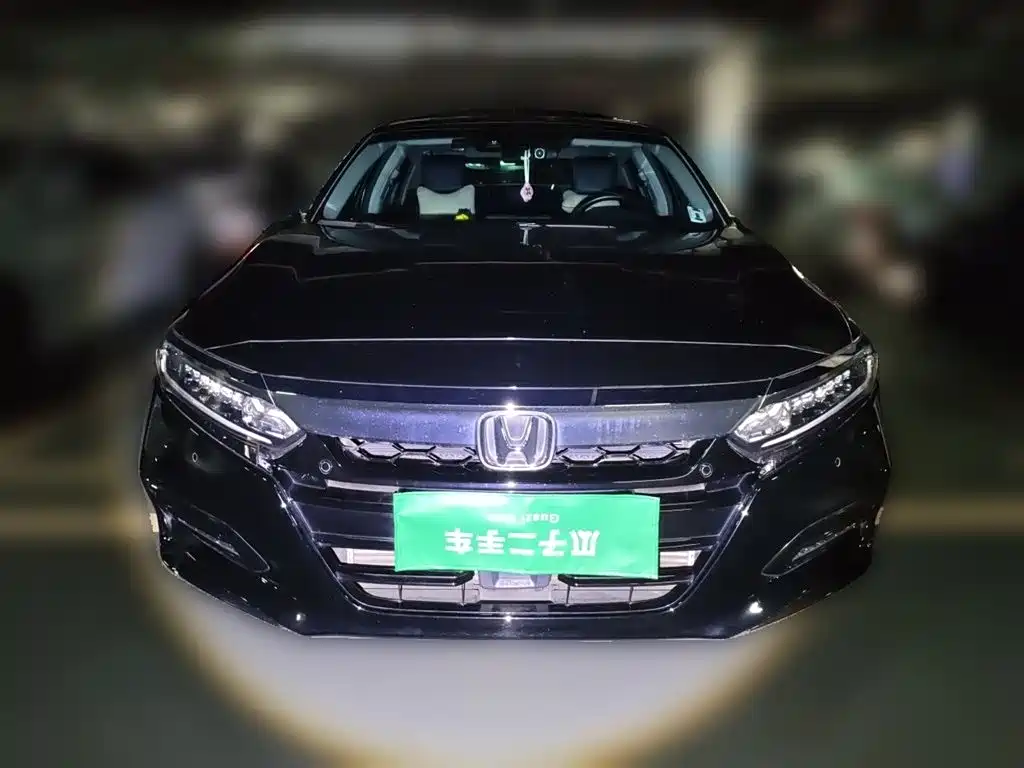 Honda Accord 2019 — фото 24
