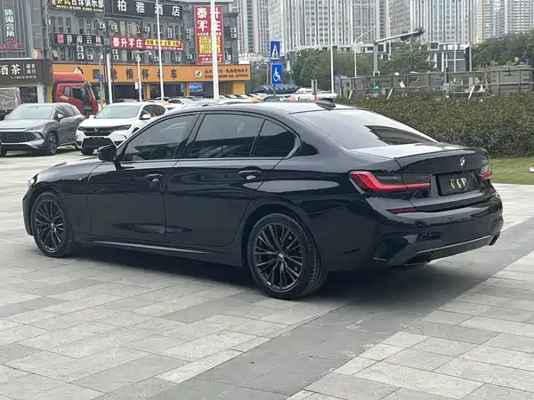 BMW 3 Series 2021