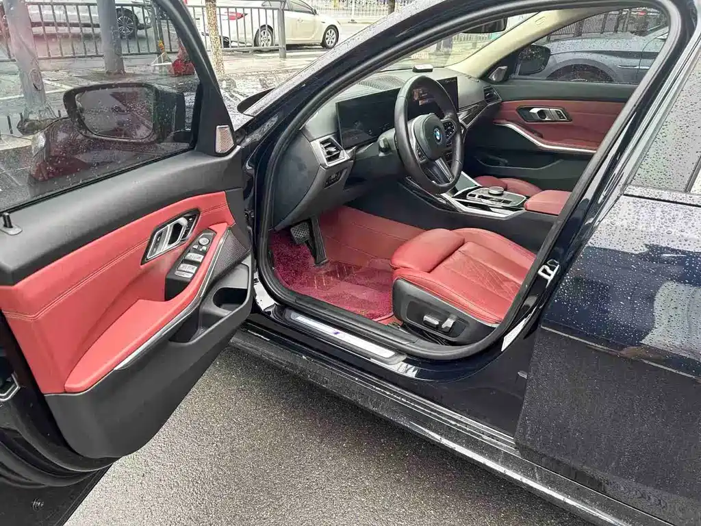 BMW 3 Series 2022