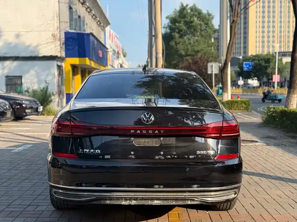 Volkswagen Passat 2022