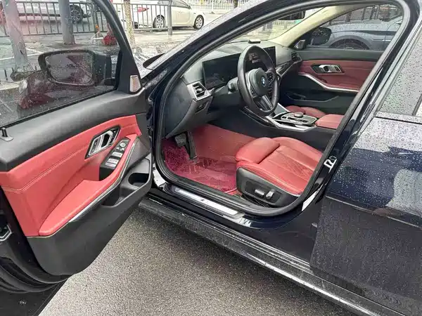 BMW 3 Series 2022