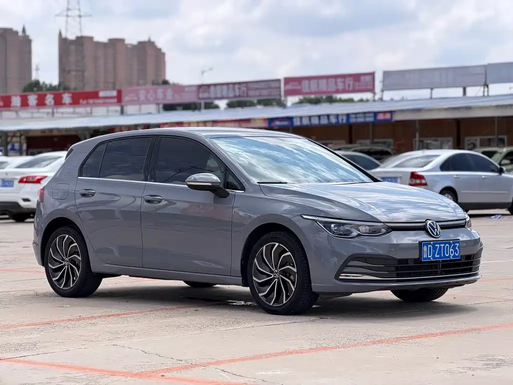 Volkswagen Golf 2022