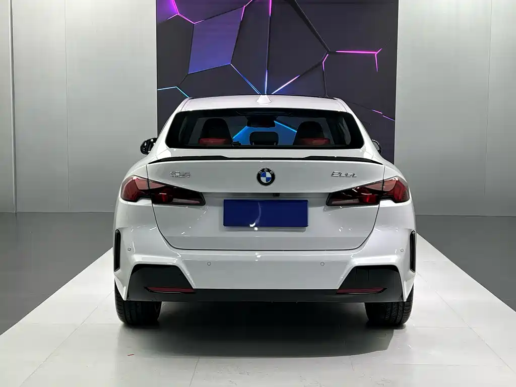 BMW 2 Series 2025 — фото 9