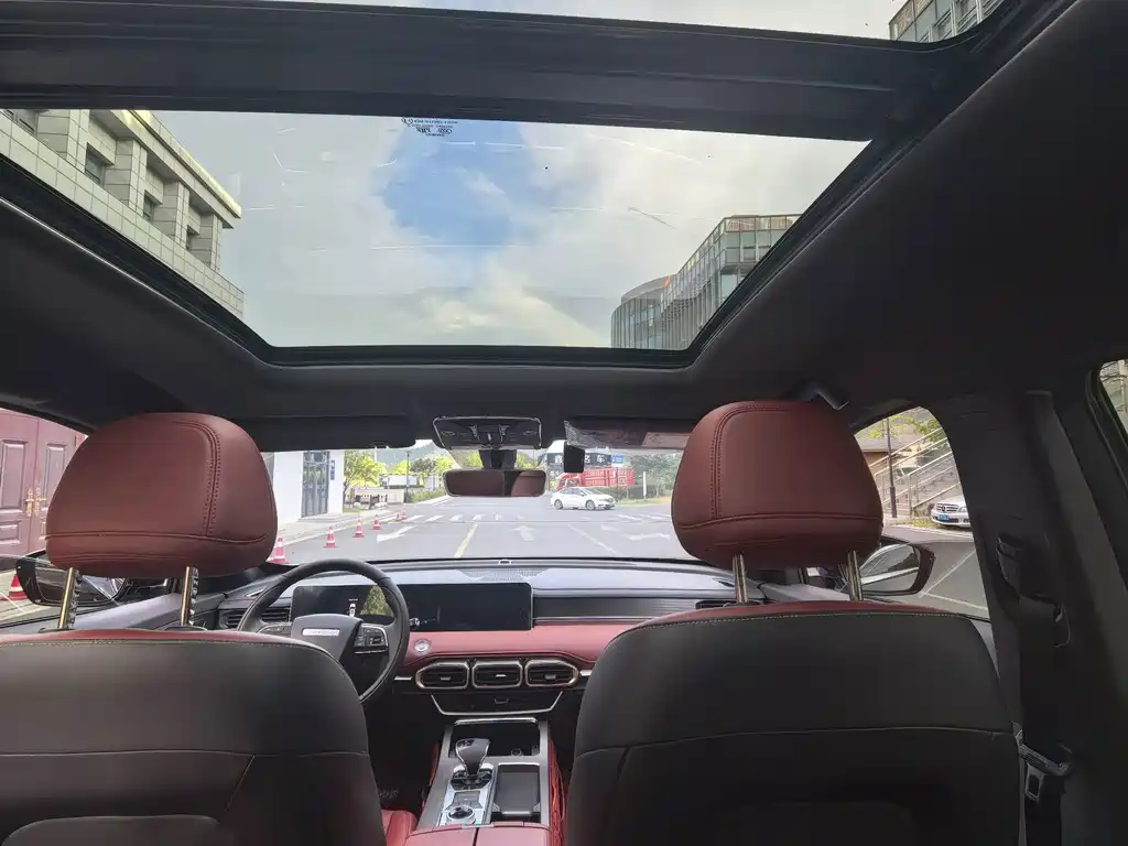 Jetour X70 PLUS 2025