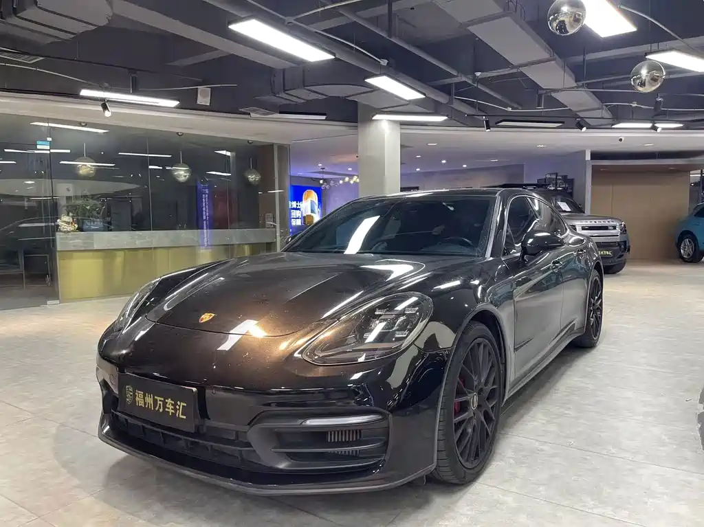 Porsche Panamera 2022 — фото 1